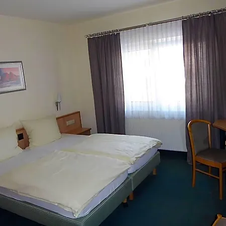 Aparthotel Ring Park 3*