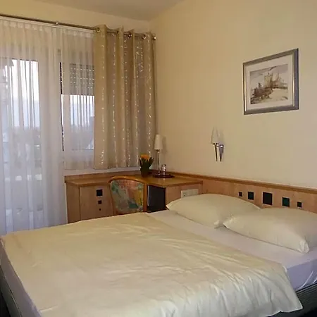 Ring Park Aparthotel Buchen (Odenwald, Baden-Wurttemberg)