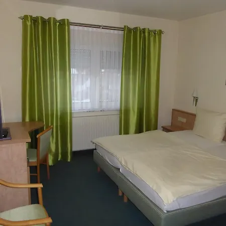 Aparthotel Ring Park 3*