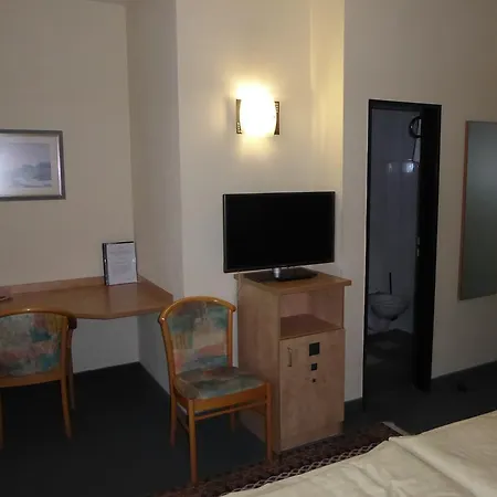 Aparthotel Ring Park 3*